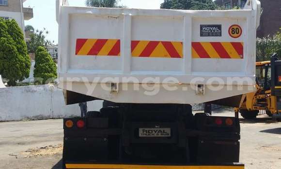 Buy Used Tata LPT Other Truck in Kuisebmond in Erongo Buy Used Tata LPT Other Truck in Kuisebmond in Erongo