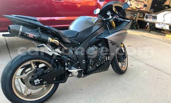 Buy Used Yamaha R1 Beige Bike in Bethanien in Karas Buy Used Yamaha R1 Beige Bike in Bethanien in Karas