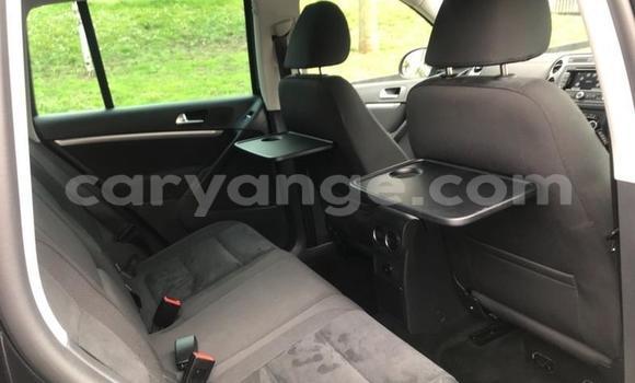 Acheter Occasion Voiture Volkswagen Tiguan Noir à Gobabis, Omaheke Acheter Occasion Voiture Volkswagen Tiguan Noir à Gobabis, Omaheke