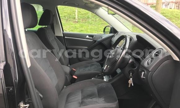 Acheter Occasion Voiture Volkswagen Tiguan Noir à Gobabis, Omaheke Acheter Occasion Voiture Volkswagen Tiguan Noir à Gobabis, Omaheke