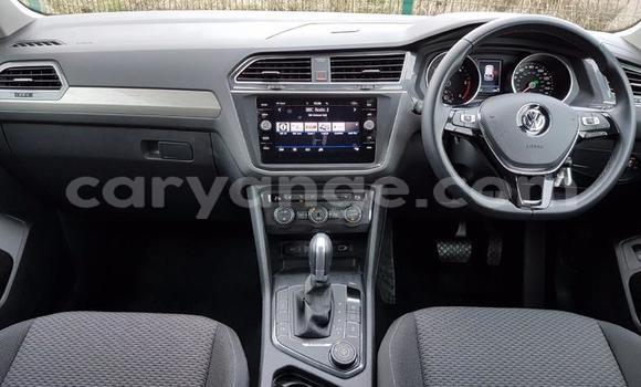 Acheter Occasion Voiture Volkswagen Tiguan Bleu à Katima Mulilo, Caprivi Acheter Occasion Voiture Volkswagen Tiguan Bleu à Katima Mulilo, Caprivi