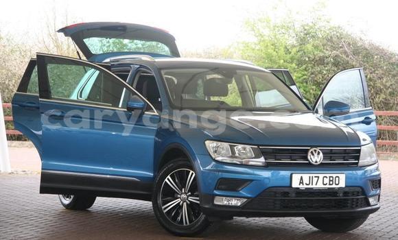 Buy Used Volkswagen Tiguan Blue Car in Keetmanshoop in Namibia Buy Used Volkswagen Tiguan Blue Car in Keetmanshoop in Namibia