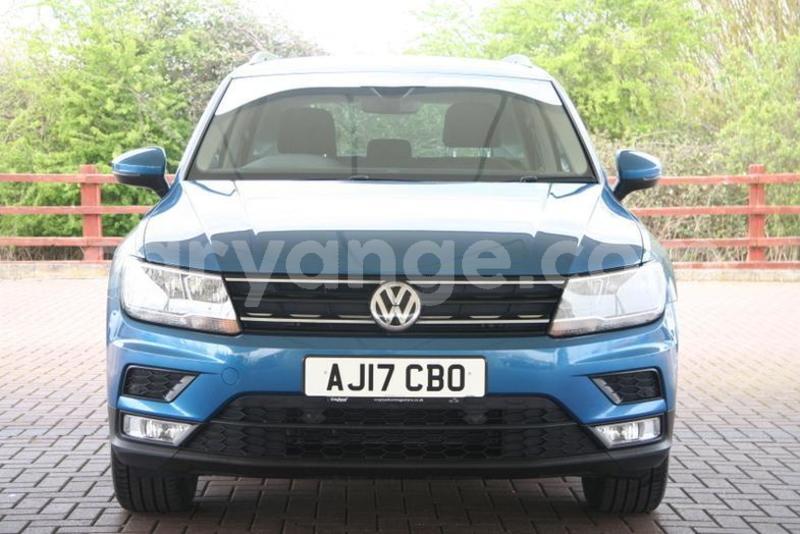Big with watermark 2017 volkswagen tiguan 2.0 tdi bmt 150 se nav 5dr 5