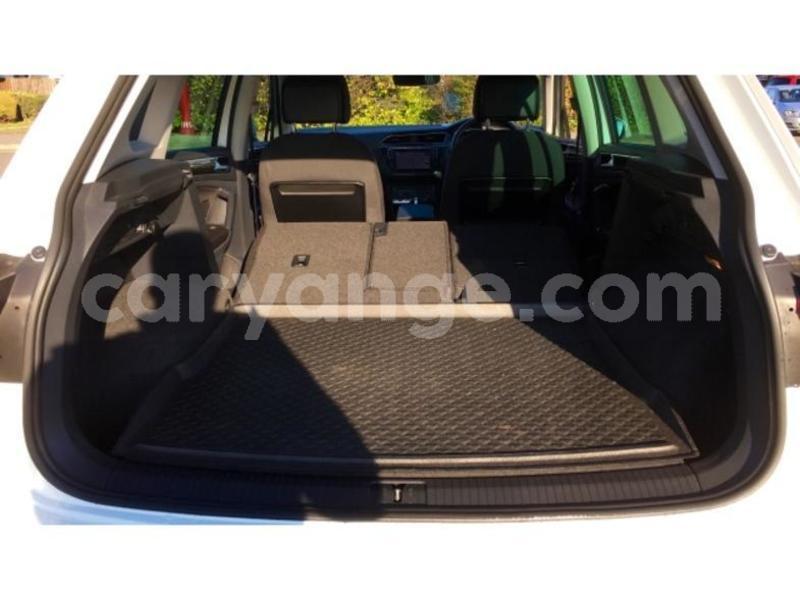 Big with watermark 2017 volkswagen tiguan 2.0 tsi bmt 180 4motion sel 5dr dsg 7