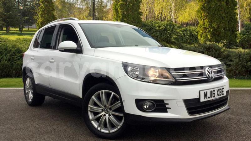 Big with watermark 2016 volkswagen tiguan 2.0 tdi bluemotion tech match edition 150 5dr 2wd