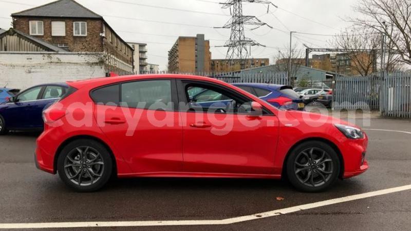 Big with watermark 2018 ford focus 1.0 ecoboost 125 st line 5dr 3