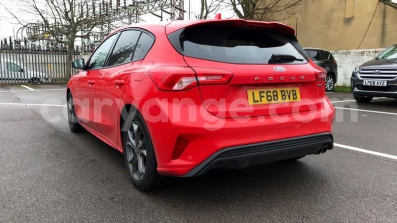 Big with watermark 2018 ford focus 1.0 ecoboost 125 st line 5dr