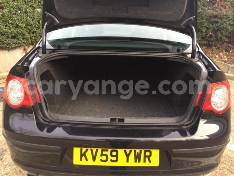 Big with watermark 2009 volkswagen passat 2.0 tdi r line dsg 4dr 8