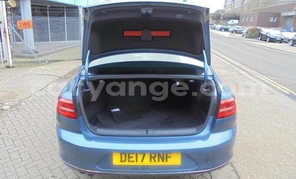 Buy Used Volkswagen Passat Blue Car in Karasburg in Karas Buy Used Volkswagen Passat Blue Car in Karasburg in Karas