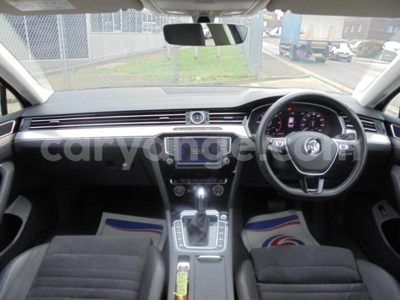 Big with watermark 2017 volkswagen passat 2.0 tdi gt dsg 4