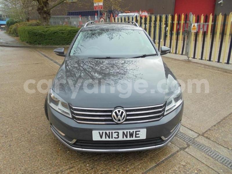 Big with watermark 2013 volkswagen passat 2.0 tdi bluemotion tech sport