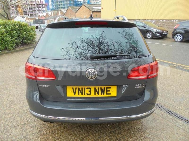 Big with watermark 2013 volkswagen passat 2.0 tdi bluemotion tech sport 2