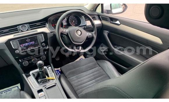 Acheter Occasion Voiture Volkswagen Passat Blanc à Mariental, Namibie Acheter Occasion Voiture Volkswagen Passat Blanc à Mariental, Namibie