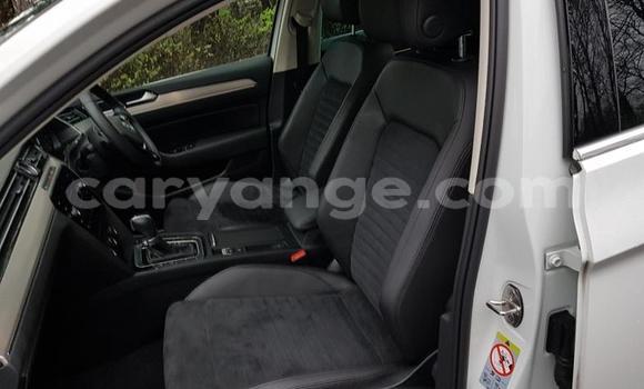 Buy Used Volkswagen Passat White Car in Walvis Bay in Namibia Buy Used Volkswagen Passat White Car in Walvis Bay in Namibia