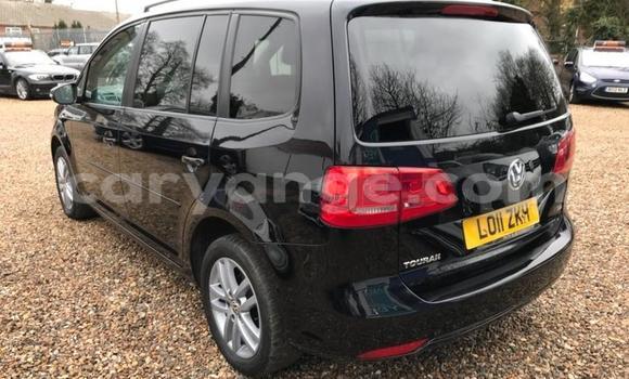 Buy Used Volkswagen Touran Black Car in Arandis in Kunene Buy Used Volkswagen Touran Black Car in Arandis in Kunene