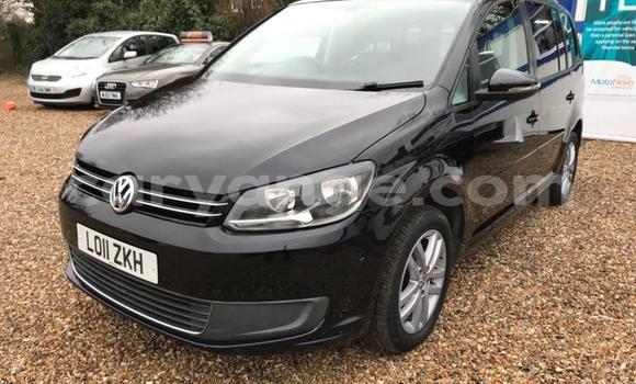 Buy Used Volkswagen Touran Black Car in Arandis in Kunene Buy Used Volkswagen Touran Black Car in Arandis in Kunene