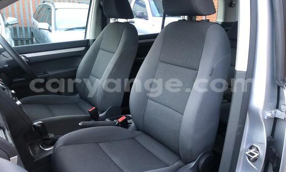 Buy Used Volkswagen Touran Silver Car in Gobabis in Omaheke Buy Used Volkswagen Touran Silver Car in Gobabis in Omaheke