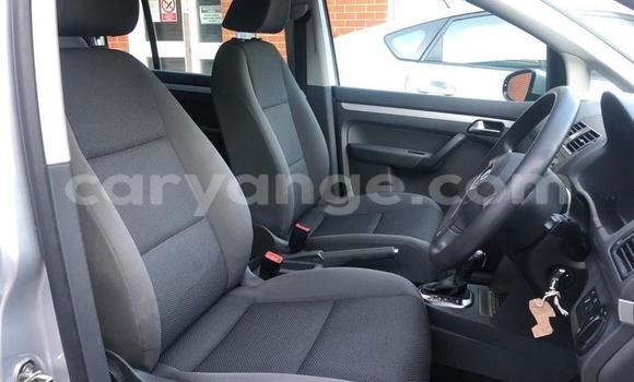 Buy Used Volkswagen Touran Silver Car in Gobabis in Omaheke Buy Used Volkswagen Touran Silver Car in Gobabis in Omaheke