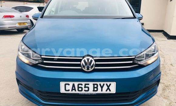 Buy Used Volkswagen Touran Blue Car in Leonardville in Omaheke Buy Used Volkswagen Touran Blue Car in Leonardville in Omaheke