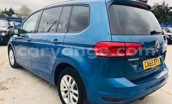 Buy Used Volkswagen Touran Blue Car in Leonardville in Omaheke Buy Used Volkswagen Touran Blue Car in Leonardville in Omaheke