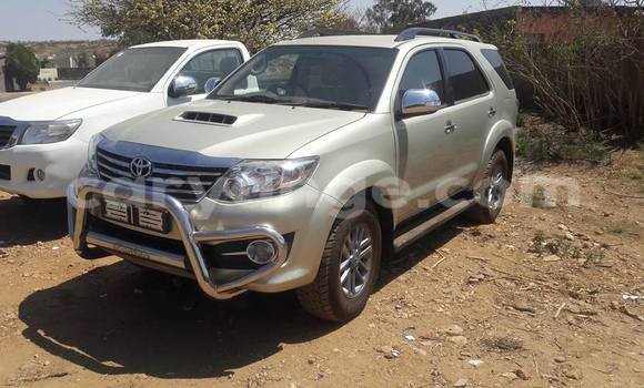 Buy Used Toyota Fortuner Black Car in Windhoek in Namibia Buy Used Toyota Fortuner Black Car in Windhoek in Namibia