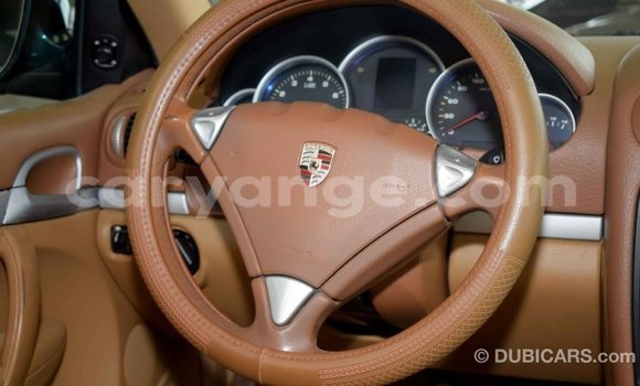 Buy Import Porsche Cayenne Green Car in Import - Dubai in Namibia Buy Import Porsche Cayenne Green Car in Import - Dubai in Namibia