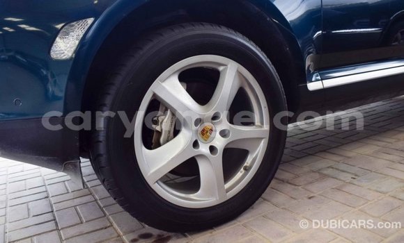 Buy Import Porsche Cayenne Green Car in Import - Dubai in Namibia