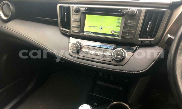 Acheter Occasion Voiture Toyota RAV4 Blanc à Windhoek, Namibie Acheter Occasion Voiture Toyota RAV4 Blanc à Windhoek, Namibie