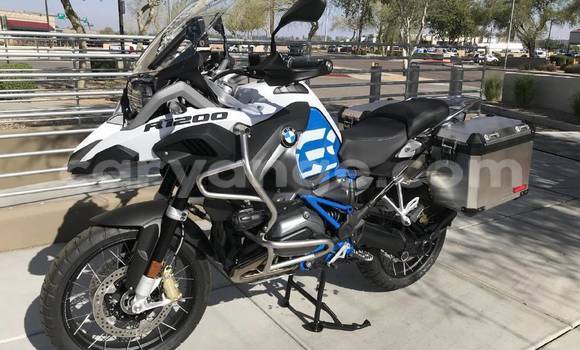 Buy Used BMW R1200GS Adventure Blue Bike in Windhoek in Namibia