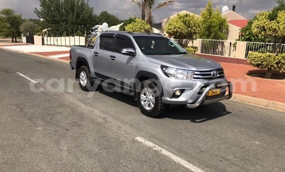 Acheter Occasion Voiture Toyota Hilux Gris à Ondangwa, Oshikoto Acheter Occasion Voiture Toyota Hilux Gris à Ondangwa, Oshikoto