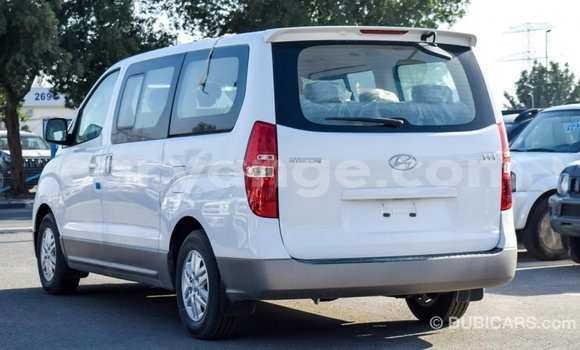 Buy Import Hyundai Accent White Car in Import - Dubai in Namibia Buy Import Hyundai Accent White Car in Import - Dubai in Namibia