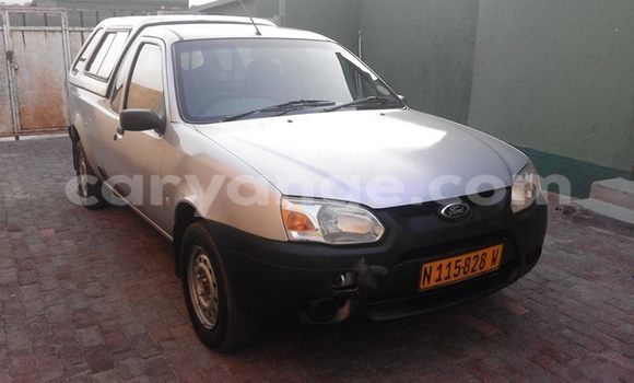 Buy Used Ford Club Wagon Black Car in Windhoek in Namibia
