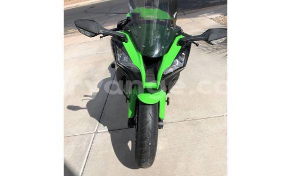 Buy Used Kawasaki Ninja ZX-10R Green Bike in Windhoek in Namibia Buy Used Kawasaki Ninja ZX-10R Green Bike in Windhoek in Namibia