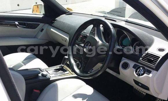 Acheter Occasion Voiture Mercedes-Benz C–Class Noir à Windhoek, Namibie Acheter Occasion Voiture Mercedes-Benz C–Class Noir à Windhoek, Namibie