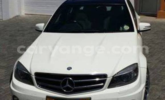 Acheter Occasion Voiture Mercedes-Benz C–Class Noir à Windhoek, Namibie Acheter Occasion Voiture Mercedes-Benz C–Class Noir à Windhoek, Namibie