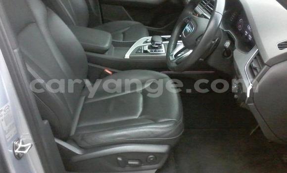 Acheter Occasion Voiture Audi Q7 Gris à Windhoek, Namibie Acheter Occasion Voiture Audi Q7 Gris à Windhoek, Namibie