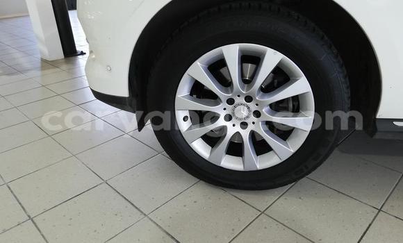 Acheter Occasion Voiture Mercedes-Benz ML–Class Blanc à Windhoek, Namibie Acheter Occasion Voiture Mercedes-Benz ML–Class Blanc à Windhoek, Namibie