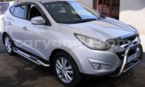 Acheter Occasion Voiture Hyundai Ix35 Gris à Windhoek, Namibie Acheter Occasion Voiture Hyundai Ix35 Gris à Windhoek, Namibie