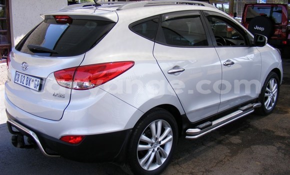 Acheter Occasion Voiture Hyundai Ix35 Gris à Windhoek, Namibie Acheter Occasion Voiture Hyundai Ix35 Gris à Windhoek, Namibie