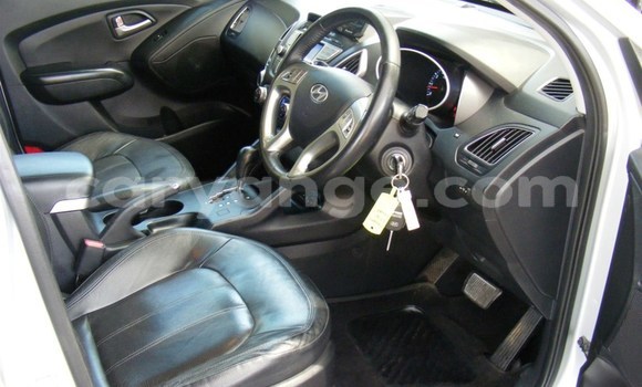 Acheter Occasion Voiture Hyundai Ix35 Gris à Windhoek, Namibie Acheter Occasion Voiture Hyundai Ix35 Gris à Windhoek, Namibie