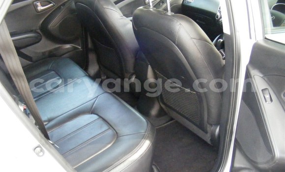 Acheter Occasion Voiture Hyundai Ix35 Gris à Windhoek, Namibie Acheter Occasion Voiture Hyundai Ix35 Gris à Windhoek, Namibie