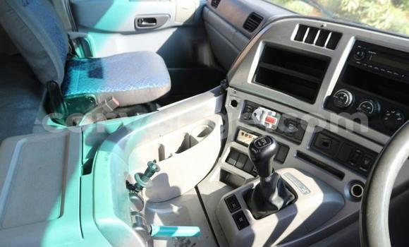 Acheter Occasion Utilitaire Nissan UD Blanc à Windhoek, Namibie Acheter Occasion Utilitaire Nissan UD Blanc à Windhoek, Namibie