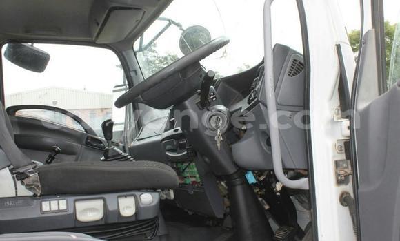 Acheter Occasion Utilitaire Isuzu FTR 850 Blanc à Windhoek, Namibie Acheter Occasion Utilitaire Isuzu FTR 850 Blanc à Windhoek, Namibie