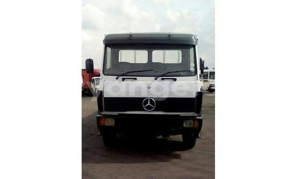 Buy Used Mercedes‒Benz 1213 White Truck in Windhoek in Namibia Buy Used Mercedes‒Benz 1213 White Truck in Windhoek in Namibia