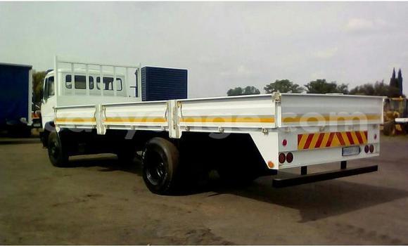 Buy Used Mercedes‒Benz 1213 White Truck in Windhoek in Namibia Buy Used Mercedes‒Benz 1213 White Truck in Windhoek in Namibia