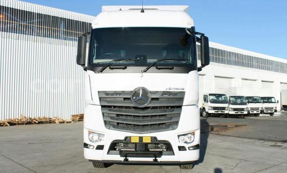 Buy Used Mercedes‒Benz 2628 White Truck in Windhoek in Namibia Buy Used Mercedes‒Benz 2628 White Truck in Windhoek in Namibia