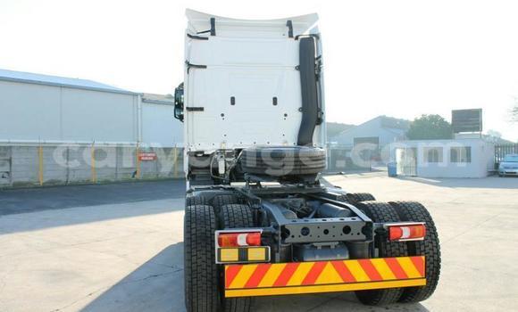 Buy Used Mercedes‒Benz 2628 White Truck in Windhoek in Namibia Buy Used Mercedes‒Benz 2628 White Truck in Windhoek in Namibia