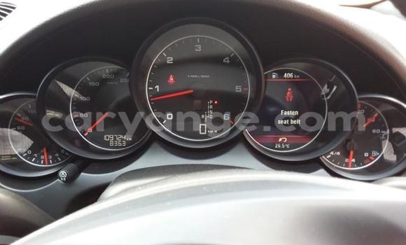 Acheter Occasion Voiture Porsche Cayenne Blanc à Windhoek, Namibie Acheter Occasion Voiture Porsche Cayenne Blanc à Windhoek, Namibie