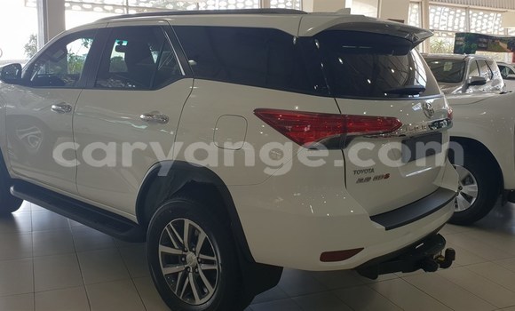Buy Used Toyota Fortuner White Car in Bethanien in Karas Buy Used Toyota Fortuner White Car in Bethanien in Karas