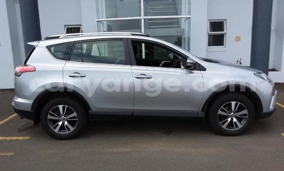 Acheter Occasion Voiture Toyota RAV4 Gris à Windhoek, Namibie Acheter Occasion Voiture Toyota RAV4 Gris à Windhoek, Namibie